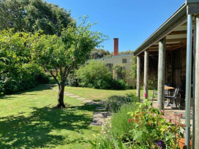 Cherry Plum Cottages, Port Fairy